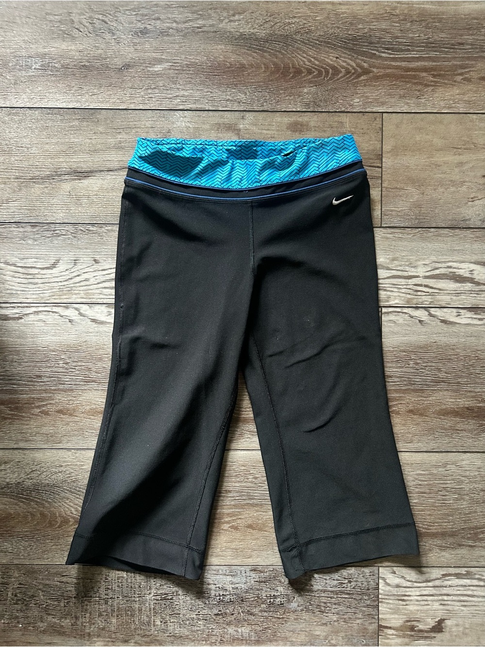 vintage nike capris